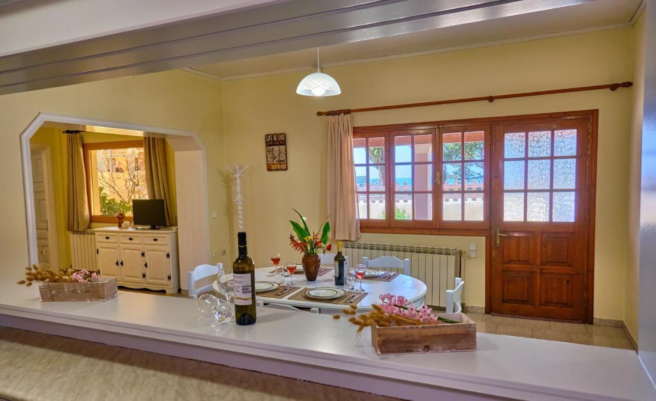 Villa Christine Afionas Corfu エクステリア 写真