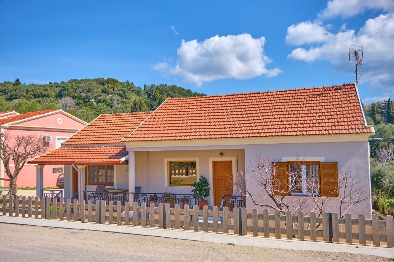 Villa Christine Afionas Corfu エクステリア 写真